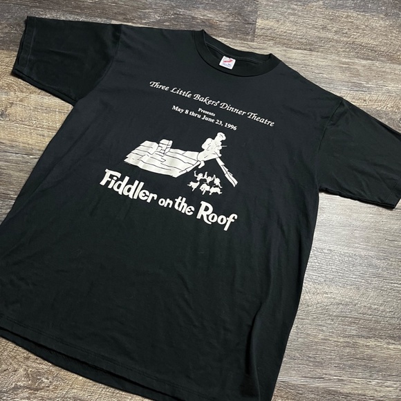 Vintage 90's Fiddler on the Roof Shirt Size XL Black Broadway JERZEES Play KC - Picture 2 of 3
